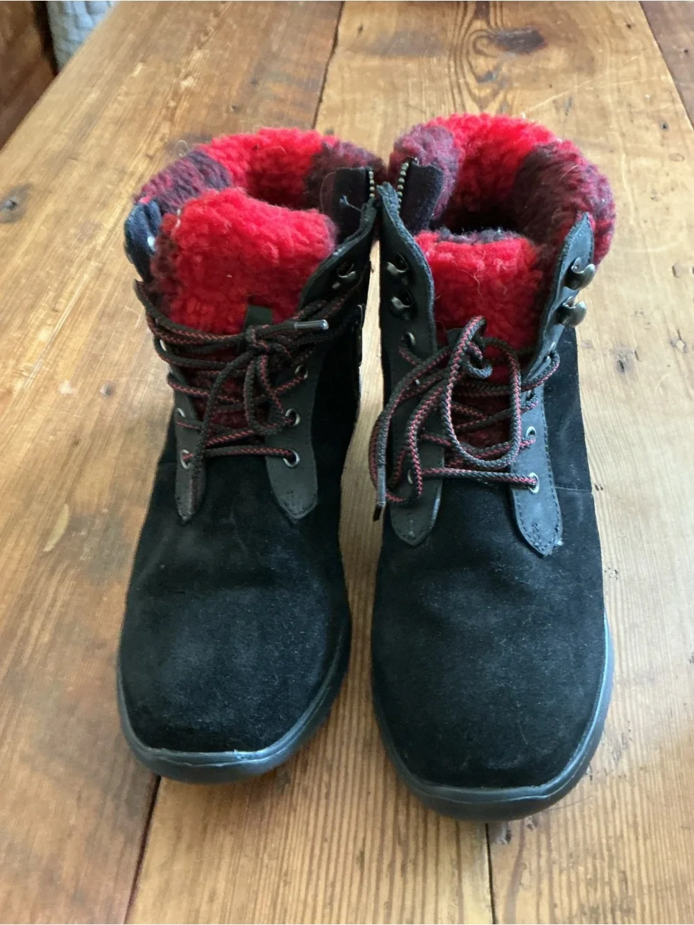 Coldwater Creek Black Suede Lace-Up Ankle Boots with Red Plaid Faux Fur Collar